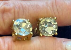 Cache 5ct Rhinestone Stud Earrings 2.5ct each Gold Tone Pierced NWT New